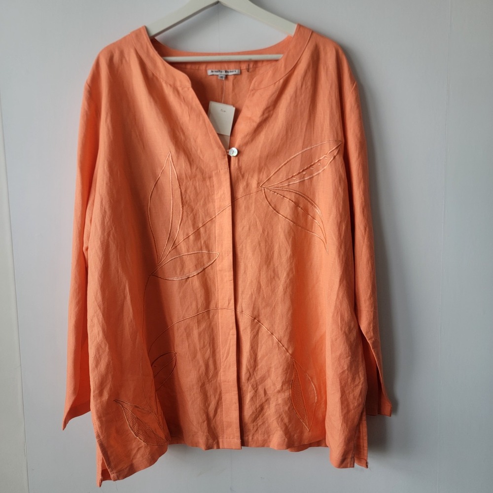 Jennifer women's linen blend embroidered top size 18 button front Breathable